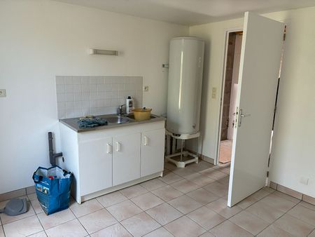 Location Maison 4 pièces 84m² - Photo 5