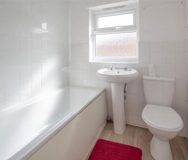 2 bedroom terraced house to rent - Photo 6