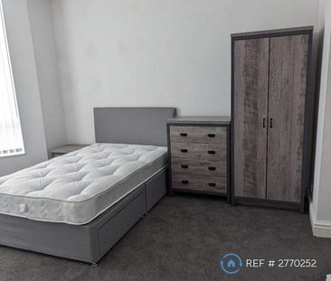 1 bedroom in a house share to rent - Photo 2