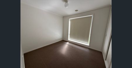 Neat 3 Bedroom Home!! - Photo 4