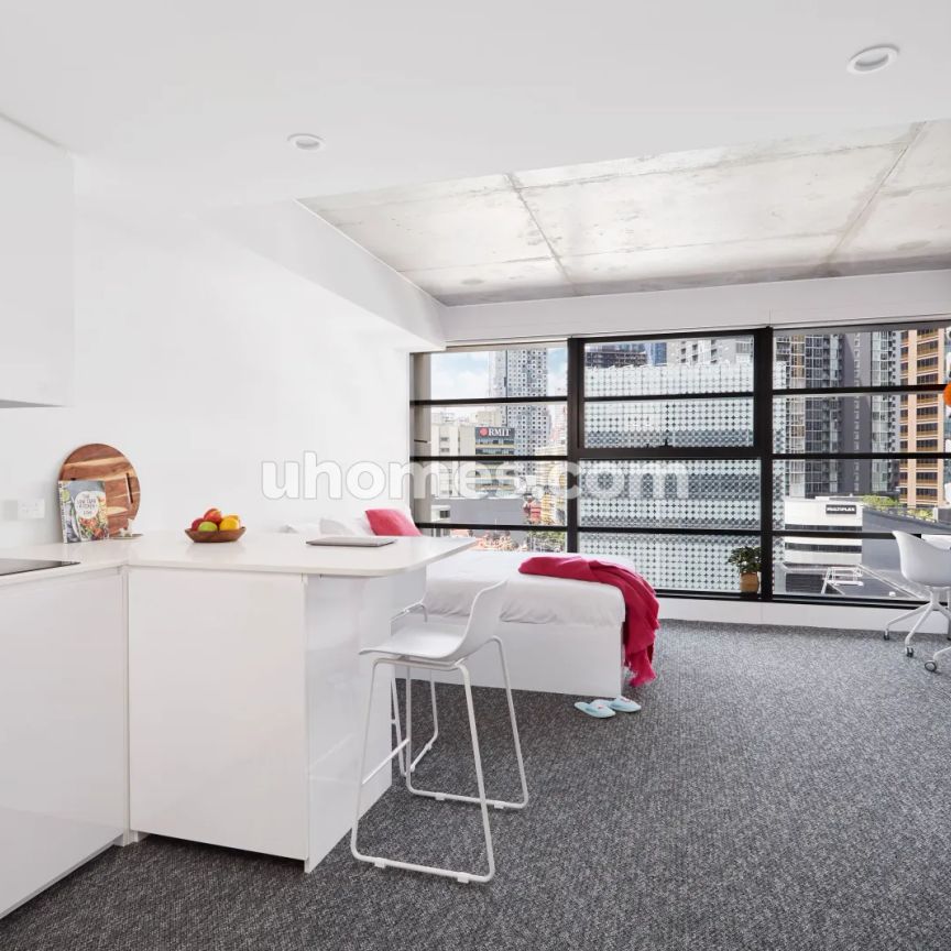 Ultra Studio Queen Bed - Photo 1