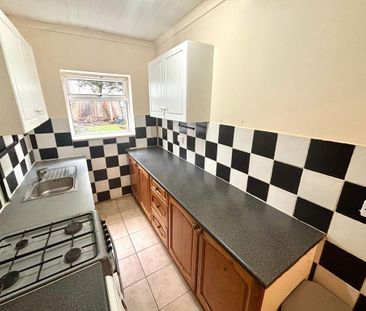 2 bedroom terraced house to rent - Photo 3