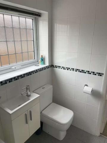 Ramsay Gardens, Romford, RM3 - Photo 5