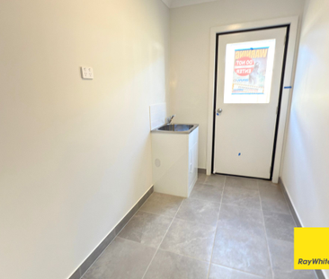 Exceptional Metricon Comfort Meets Modern Living in The Grove - Photo 4