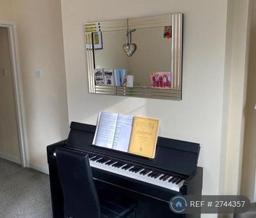 1 bedroom flat to rent - Photo 4