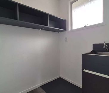 3 Bedrooms, Orewa - Photo 2