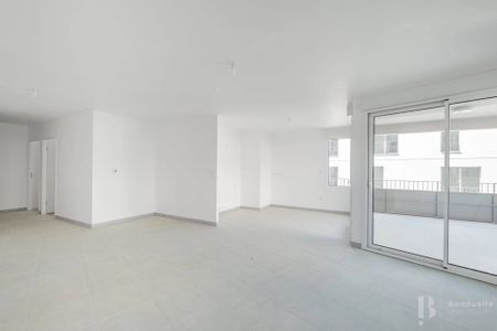 Rental Apartment Bordeaux Saint-Jean - Photo 4