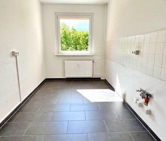 Familienfreundliche 4,5-Zimmerwohnung mit Balkon im 1.OG! - Photo 5