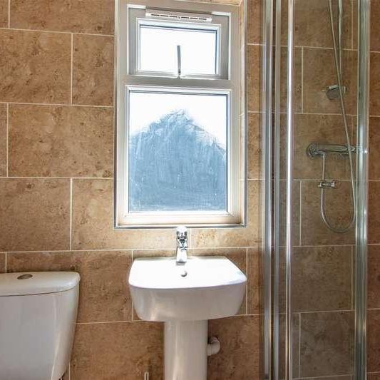 Richmond Crescent, Roath, CF24 - Photo 1