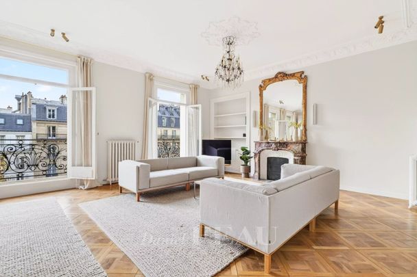 Tout savoir sur cet appartement dans le quartier Chaillot, à Paris 16ème - Photo 1