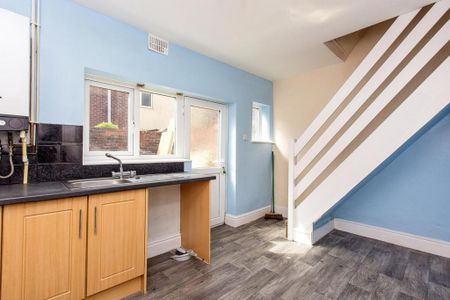 2 bedroom house to rent - Photo 2