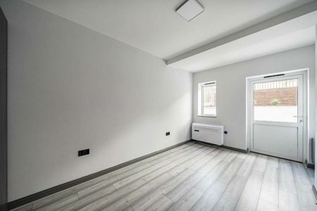Colney Hatch Lane, Muswell Hill, N10 - Photo 5
