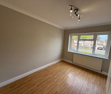 2 bedroom maisonette to rent - Photo 3