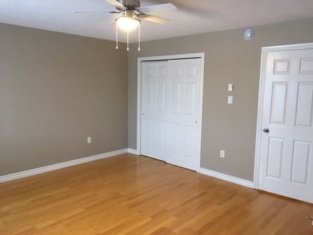 Unit 500 - Photo 4