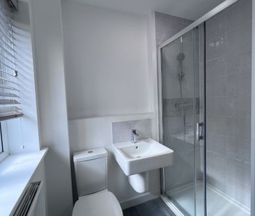 Awsworth Place, Bircotes, DN11 - Photo 6