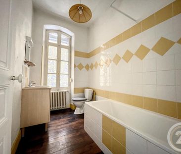 Location Appartement 2 pièces 46m² TROYES 10000 - Photo 2