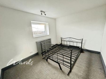 2 bedroom maisonette to rent - Photo 4