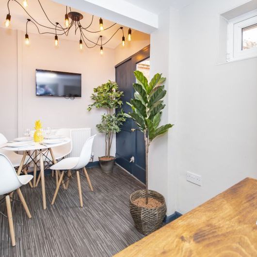 William Street, Nuneaton, CV11 4PB - Photo 1