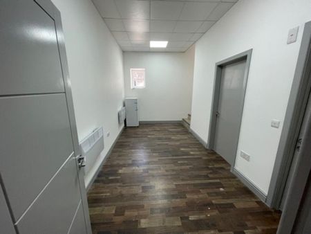 Studio to rent - Photo 3