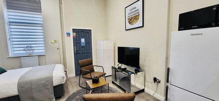 Battersea Park Road - Photo 3