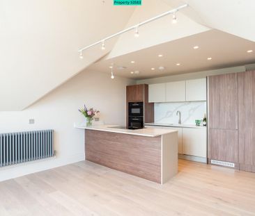 2 bedroom penthouse to rent - Photo 3