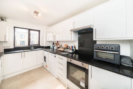 Worple Road, SW20, London - Photo 4