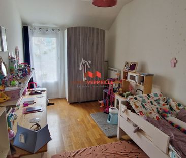 Location Maison 5 pièces 77m² - Photo 4