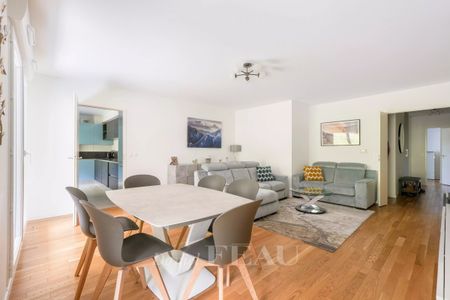 Ville-d'Avray - Appartement familial - 4 chambres, balcon - Photo 4
