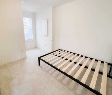 For Lease - 9440 Bayview Avenue Unit# Coach, Richmond Hill, Ontario - Photo 5