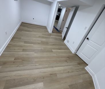 For Lease - 2971 Westoak Trails Boulevard Unit# BSMT, Oakville, Ont... - Photo 3