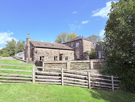 Delph House Barn, Birtle - Photo 4