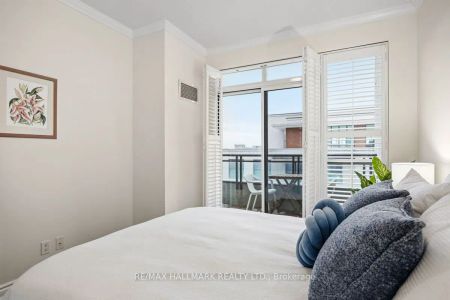 319 Merton Street #PH10 - Photo 5