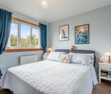 3 bedroom terraced house to rent - Photo 6