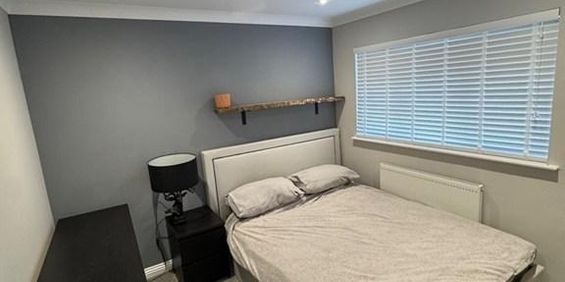 1 bedroom in a house share to rent - Photo 3