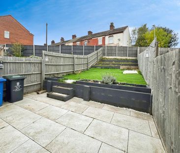 2 bedroom semi-detached house to rent - Photo 1