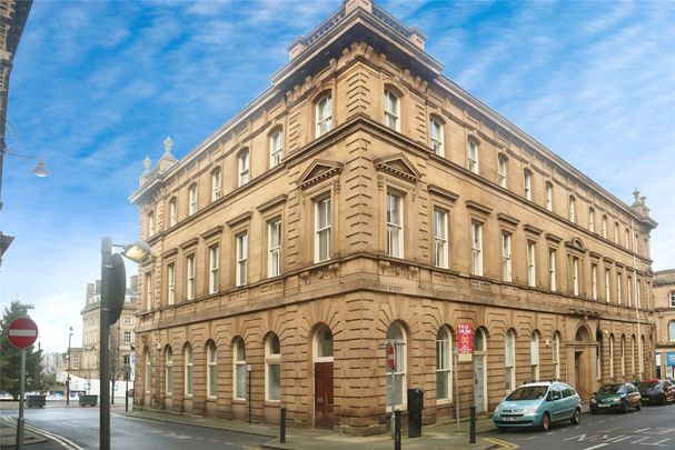 Britannia Buildings, St Peters Street, Huddersfield - Photo 1