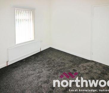 2 bedroom semi-detached house to rent - Photo 6