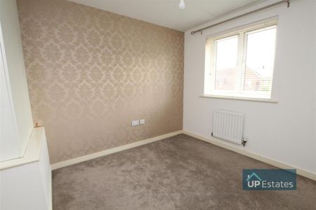 3 bedroom semi-detached house to rent - Photo 5