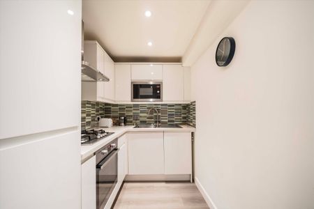 Brompton Square, Knightsbridge, SW3, London - Photo 5