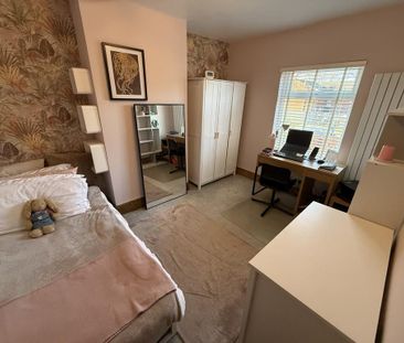 3 bedroom terraced house to rent - Photo 5