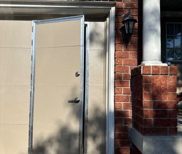 For Lease - 1185 Prestonwood Crescent, Mississauga, Ontario - Photo 2