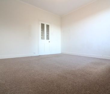 2 bedroom semi-detached house to rent - Photo 5