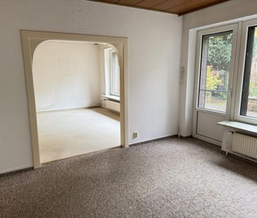 Großzügige 3,5-Zimmer Erdgeschosswohnung in ruhiger Lage! - Foto 1