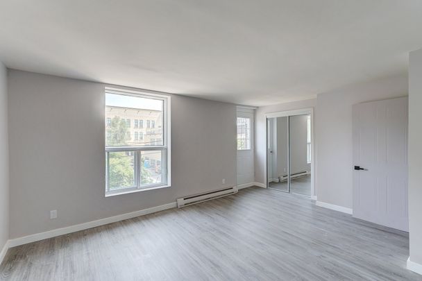Apartment for rent, Montréal (Ville-Marie) - Photo 1