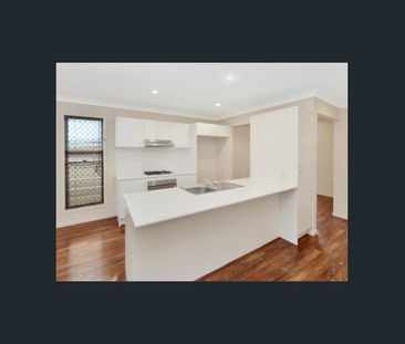 Low maintenance living in Springfield Lakes - Photo 6