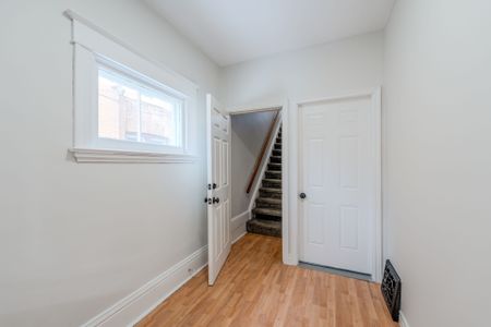 For Lease - 157 William Street Unit# 2, Brantford, Ontario - Photo 4