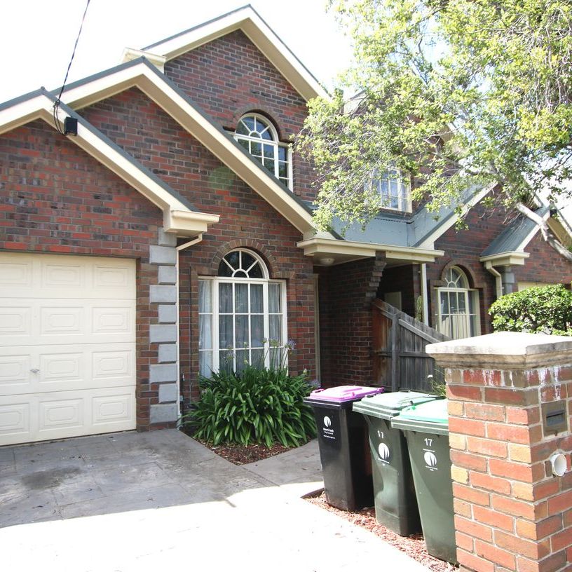 Recently Updated Family Home in Prime Pascoe Vale Location - Photo 1
