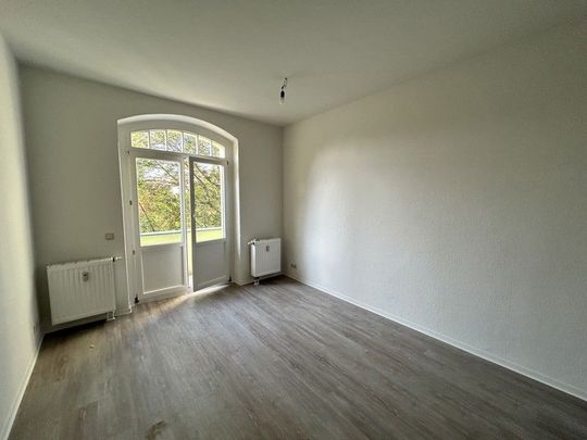 Schicke 2 Zimmerwohnung im Altbau mit Balkon - Photo 1