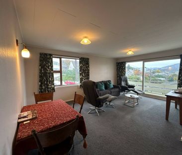 Fully furnished and a fantastic location! - Photo 1