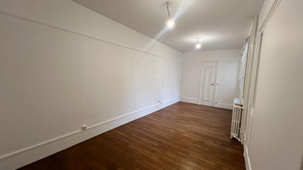 Charmant 2 pièces en tbe Paris 15 proche Commerce - Photo 1